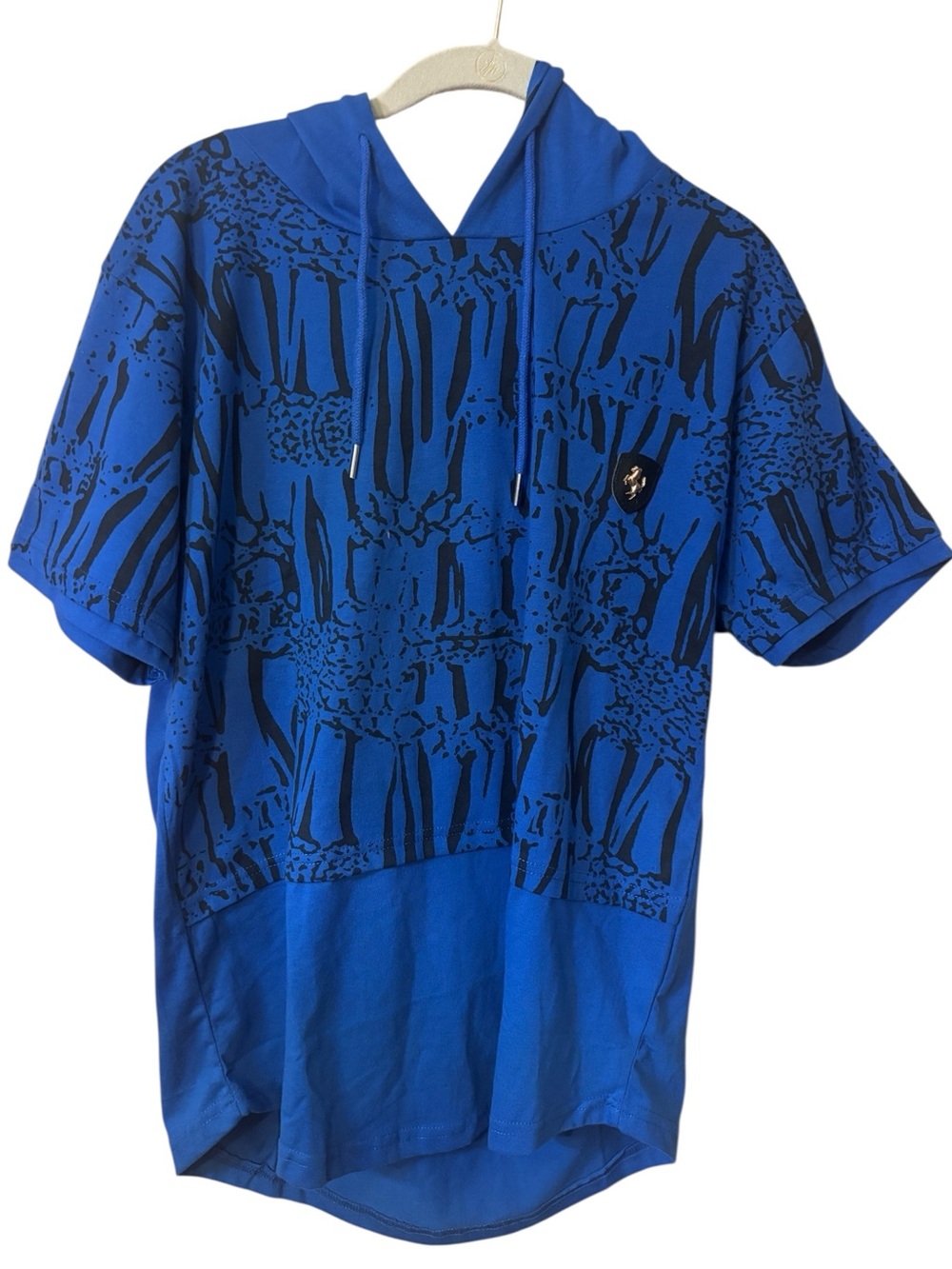 NWT Toku Hooded Tee Men's Large Blue Short-Sleeve with Black Abstract Print NEW